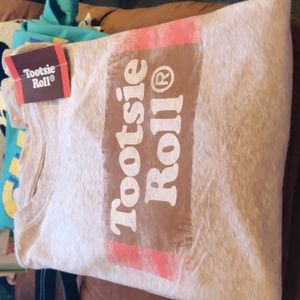 Boys tee shirt tootsie roll 14/16